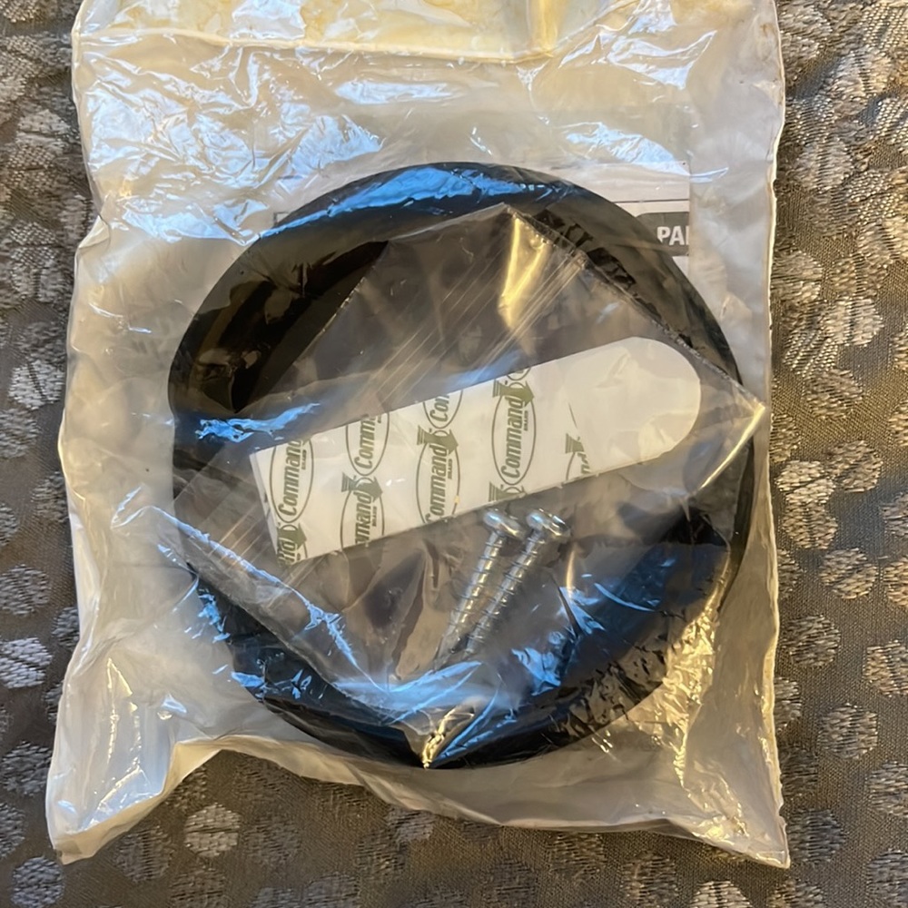 Sanus Mount For Echo Dot Speaker SOA-EDM1